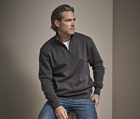 HALF ZIP SWEATSHIRT